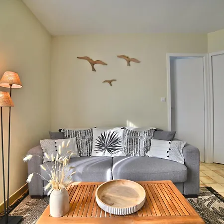 Les Paquerettes By Interhome بيت للعطل