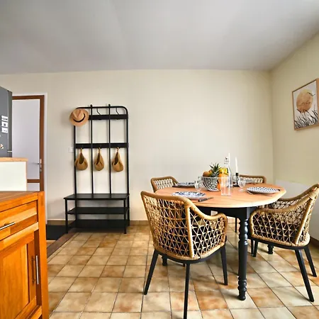 Les Paquerettes By Interhome * La Brée-les-Bains
