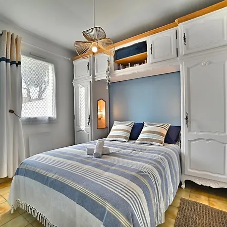 Les Paquerettes By Interhome